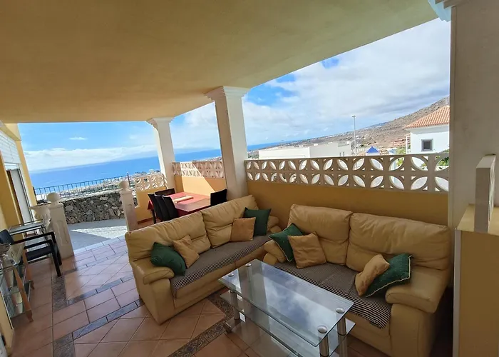 Villa Costa Adeje 阿德耶